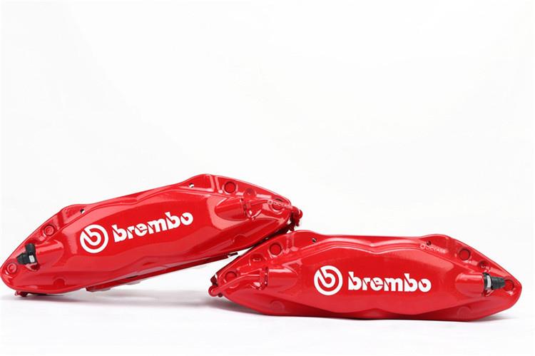 brembo 特斯拉大四活塞剎車