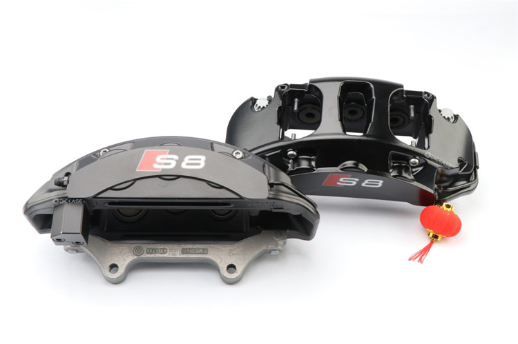 brembo OEM代工—奧迪S8 六活塞卡鉗